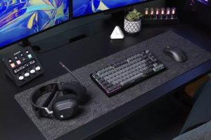 Klawiatura Corsair CORSAIR K65 Plus Wireless Mechanical Keyboard RGB LED podświetlenie MX Czerwony 2