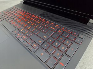 Laptop Dell Gaming G15 5535 Ryzen 5 7640HS 32GB 1TB Win11 RTX 3050 120Hz 12