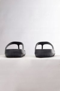 Adidas Klapki basenowe Adicante Flip Flop r. 40 1/2 czarne 9