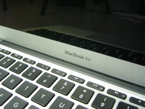 Apple MacBook Air 11'' 1,6 GHz 4GB 128SSD macOS 13