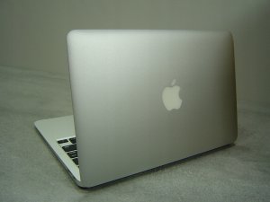 Apple MacBook Air 11'' 1,6 GHz 4GB 128SSD macOS 9