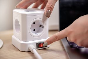 NEWELL NL4387 Kostka zasilająca GaN Power Cube 9w1 biała 9