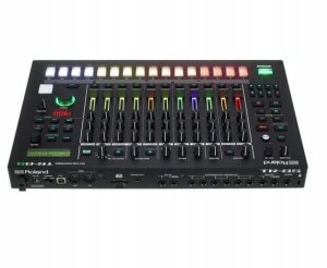 Roland TR-8S Maszyna perkusyjna z samplami i ACB USB/MIDI 7