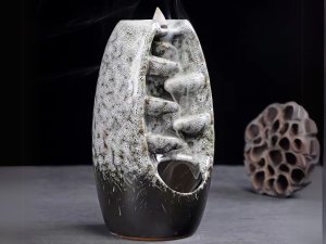 Kominek zapachowy ceramiczny wodospad kadzidło aromaterapia + 10 knotów 2