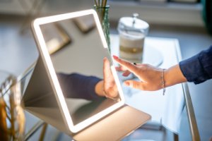 Lusterko kosmetyczne Humanas Lusterko do makijażu HS-ML02 z podświetleniem LED - różowe 10