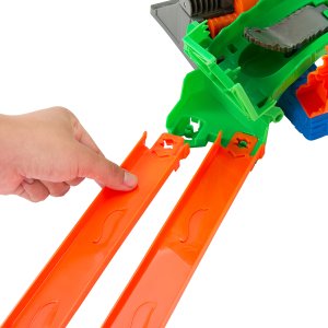 Mattel Wyrzutnia Hot Wheels Monster Trucks Smoczy Wyścig JFR06  (JFR06) 5