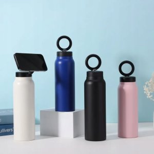 ion8 Butelka / bidon na wodę metal z uchwytem kompatybilnym z Magsafe 950ml czarny 9