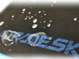 ULTRADESK Biurko dla gracza LEVEL V2, 140x68cm, 72-117cm, elektycznie regulowany, bez podk�adki 17