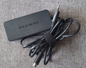 Ninebot by Segway 36V Kickscooter charger 3