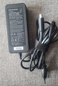 Ninebot by Segway 36V Kickscooter charger 4