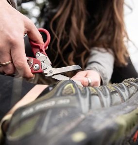 Multitool Leatherman Raptor Response Gray 5