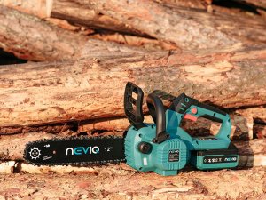Piła Łańcuchowa akumulatorowa NEVIQ 12" (L12302) 5