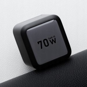 Ładowarka sieciowa do telefonu Forcell F-Energy GaN USB C + USB A + zwijany kabel USB C PD QC4.0 3A 70W VT-R7 szara 4