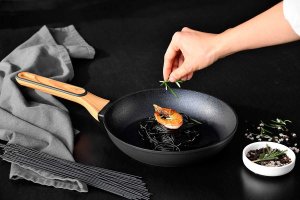 PATELNIA MULTICLAD 24cm BERGNER BG-56031 CHARCOAL 3