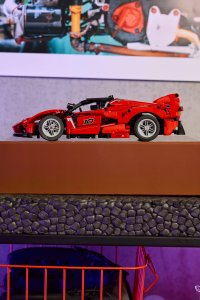 Technic Ferrari FXX K (42212) 3