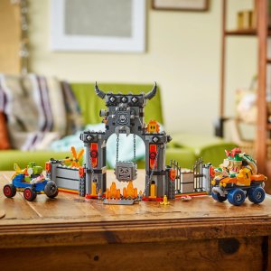 Super Mario Mario Kart™ — Bowser i jego zamek (72039) 2