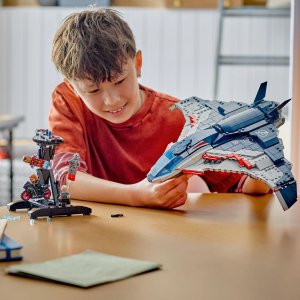 Marvel Avengers: Czas Ultrona — Quinjet (76325) 3