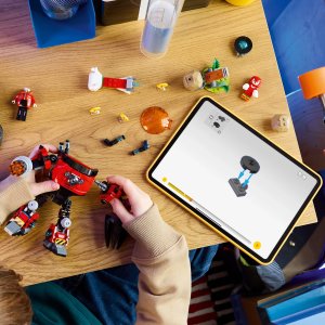 LEGO Sonic the Hedgehog Knuckles kontra Dr. Eggman w mechu Egg Crusher (77005) 4