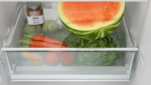 Chłodziarko-zamrażarka KGN33NSDB total no frost 5