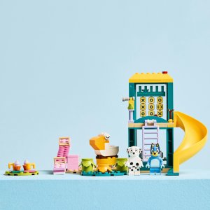 LEGO Bluey Blue i Łatka na placu zabaw (11201) 3