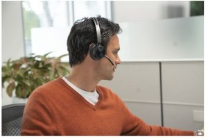 Poly Voyager Focus 2 Wireless Headset, Bluetooth, BT700 USB-C Adapter, USB-C/A Adapter, Black 4