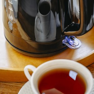 Czajnik elektryczny 1,0 L | STRIX | Obrotowa podstawa | 10