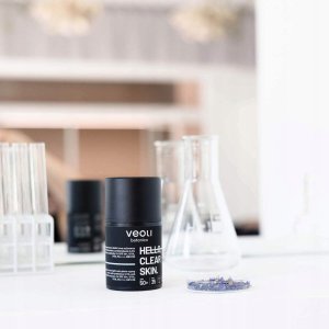 VEOLI BOTANICA_Hello Clear Skin szerokopasmowy lekki krem ochronny przeciw fotostarzeniu z Prebiotykami 0,5% i Wąkrotą Azjatycką 1% SPF50+ 50ml 4