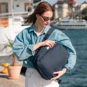 Plecak miejski antykradzieżowy Pacsafe V 16 L - granatowy 4