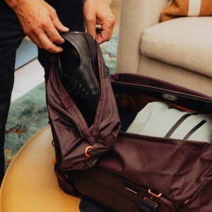 Pokrowiec Travel Line Peak Design Shoe Pouch Eclipse - fioletowy 3