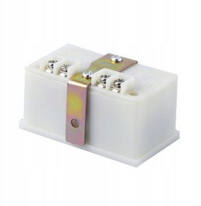 LICZNIK OBROTÓW Z CZUJNIKIEM ZBLIŻENIOWYM TACHO 6