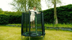 VIRTUFIT TRAMPOLINA DLA DZIECI Z SIATKĄ BEZPIECZEŃSTWA 140 CM 3