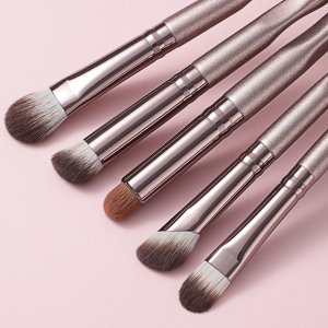 Eigshow Beauty Zestaw 18 pędzli Morning Glory z Eui 10