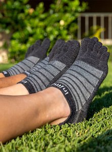 Skarpety merino Injinji Run Lightweight No-Show Wool - slate rozmiar: l 3