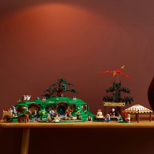 LEGO Icons Władca pierścieni: Shire™ (10354) 5