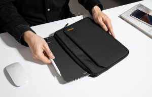 Etui na tablet Tomtoc Etui na iPad 11'' Light-B18 T (czarny) 10