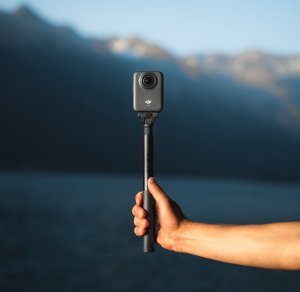 Kamera DJI Osmo 360 Adventure Combo czarna 9