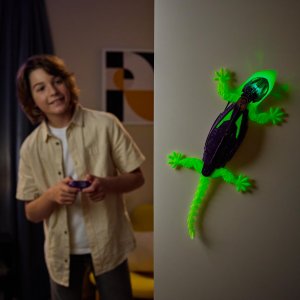 Hex Bots Wall Crawler Gecko Glow in The Dark 5