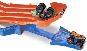 Hot Wheels Monster Trucks JFR07 samochodzik 3