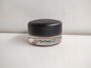 MAC PRO LONGWEAR PAINT POT LAYIN LOW 5G 3