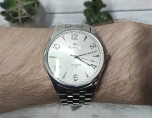 Zegarek Perfect Zegarek Perfect M141-03 męski klasyczny czytelny 42 mm . 3