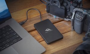 4.0TB Envoy Ultra Thunderbolt 5 Ultra-Portable SSD 3