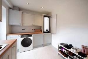 TR4001T 80 DEB elektryczny pojemnościowy podgrzewacz wody 80 L,montaż pionowy 3