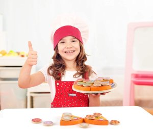 TG50033 DREWNIANA PIZZA DO KROJENIA UKŁADANKA NA RZEP RZEPY AKCESORIA NÓŻ 12