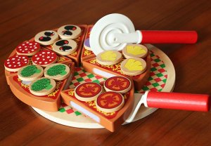 TG50033 DREWNIANA PIZZA DO KROJENIA UKŁADANKA NA RZEP RZEPY AKCESORIA NÓŻ 10