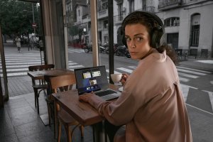 Laptop HP EliteBook 835 G11 / C34K6E8 / AMD Ryzen 5 Pro / 32GB / SSD 1TB / AMD Radeon / WUXGA / Win 11 Pro / Srebrny 6