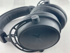 Kingston Cloud Alpha Gaming headset Refurbished 3,5 mm jack med kabel Over-ear Sort, Rød Refurbished 3