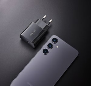 Intenso 7802010 adapter zasilający/ inwentor Wewnętrzna 20 W Czarny 13