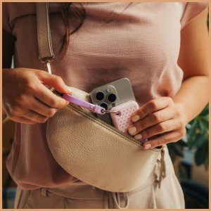 Dysk Zewnętrzny Verbatim Pocket SSD 2TB USB-C 3.2 gen.2 biały-fioletowy 32323 4