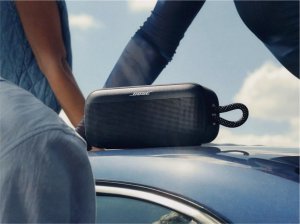 Nešiojama garso kolonėlė Bose SoundLink Plus Portable, juodos spalvos 8