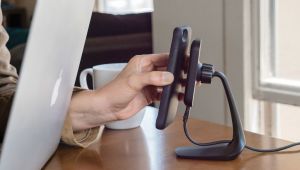 Mophie Uchwyt magnetyczny do biurka Force Desk 8